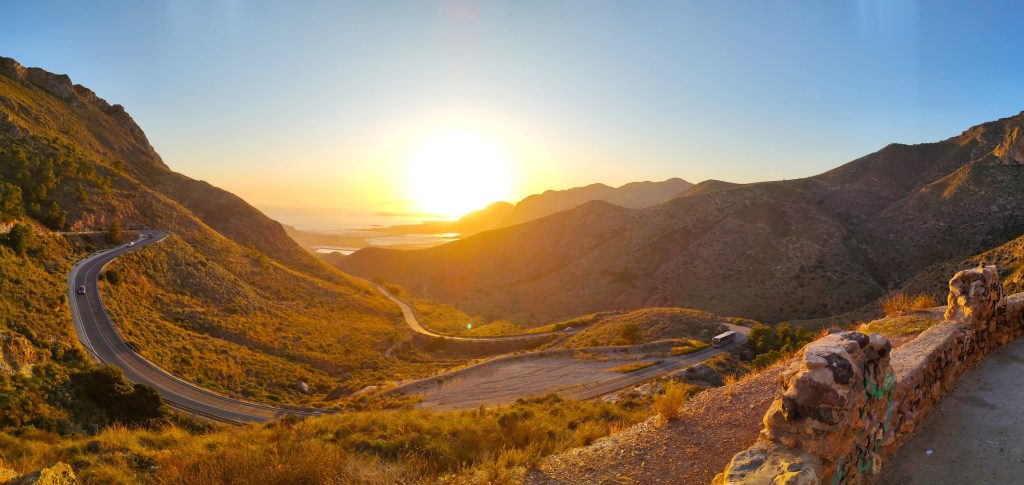 Blick aus den Bergen auf die Costa Calida